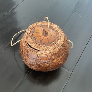 Coconut shell purse